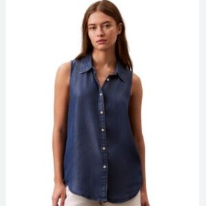 Calvin Klein Women's Denim Blue Sleeveless Shirt chambray NWT